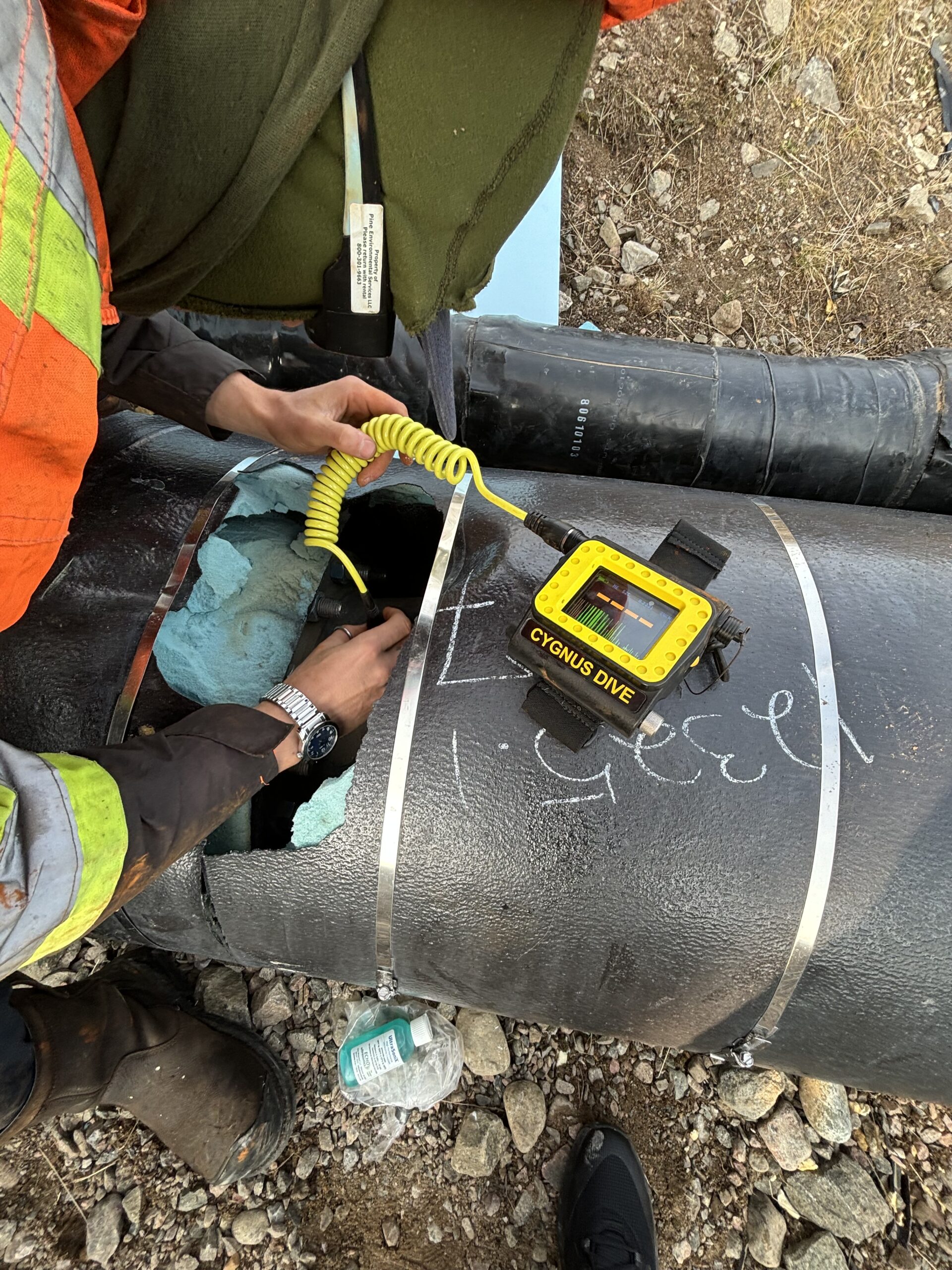Magnetic Utility Crawler Services ultrasonic thickness verification on industrial steel pipe