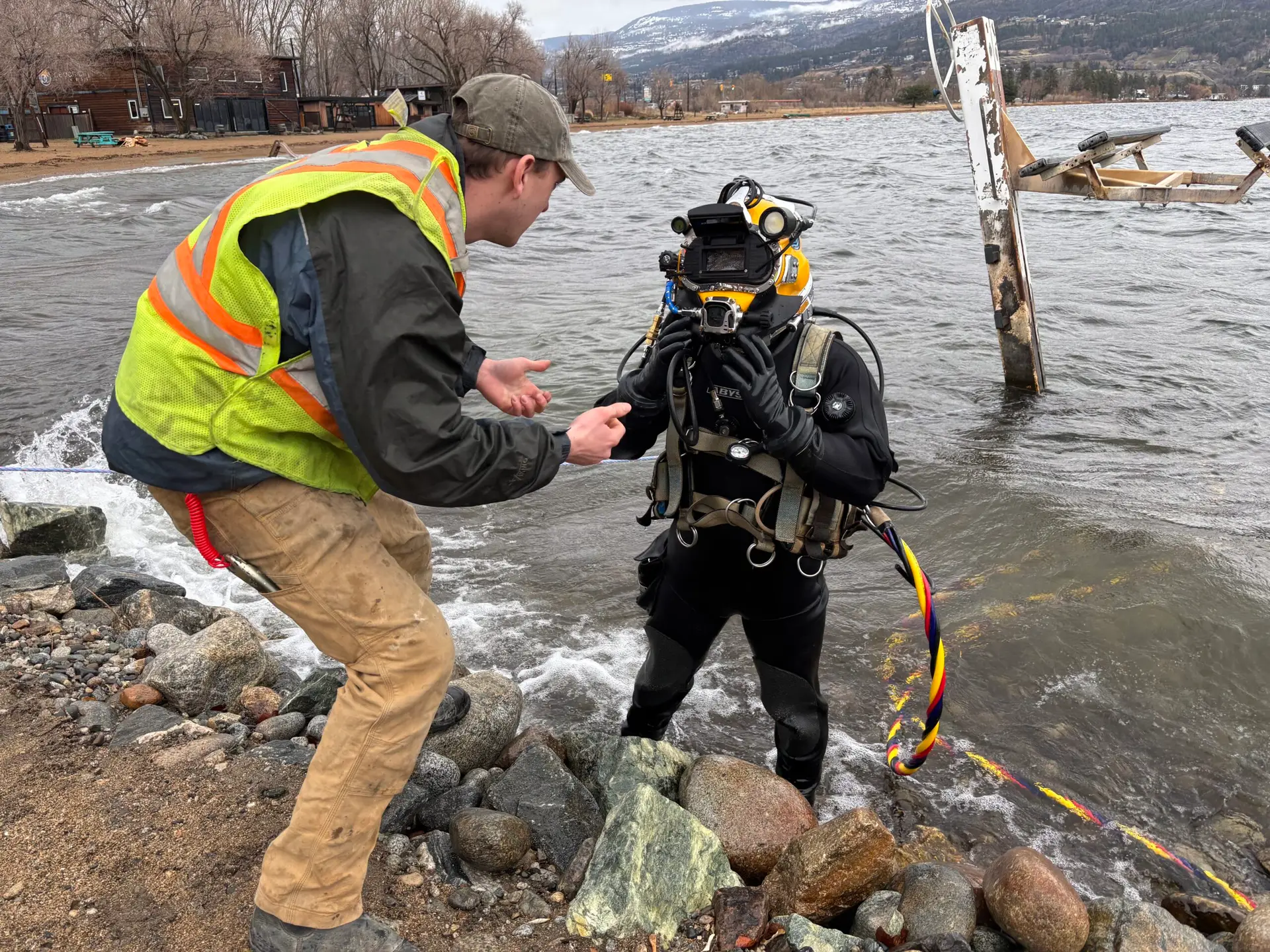 Surface-supplied commercial diver pre-dive equipment check