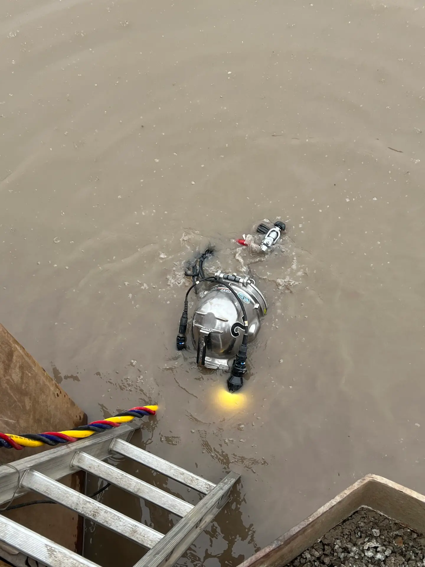 Underwater Cathodic Protection potential survey by a commercial diver